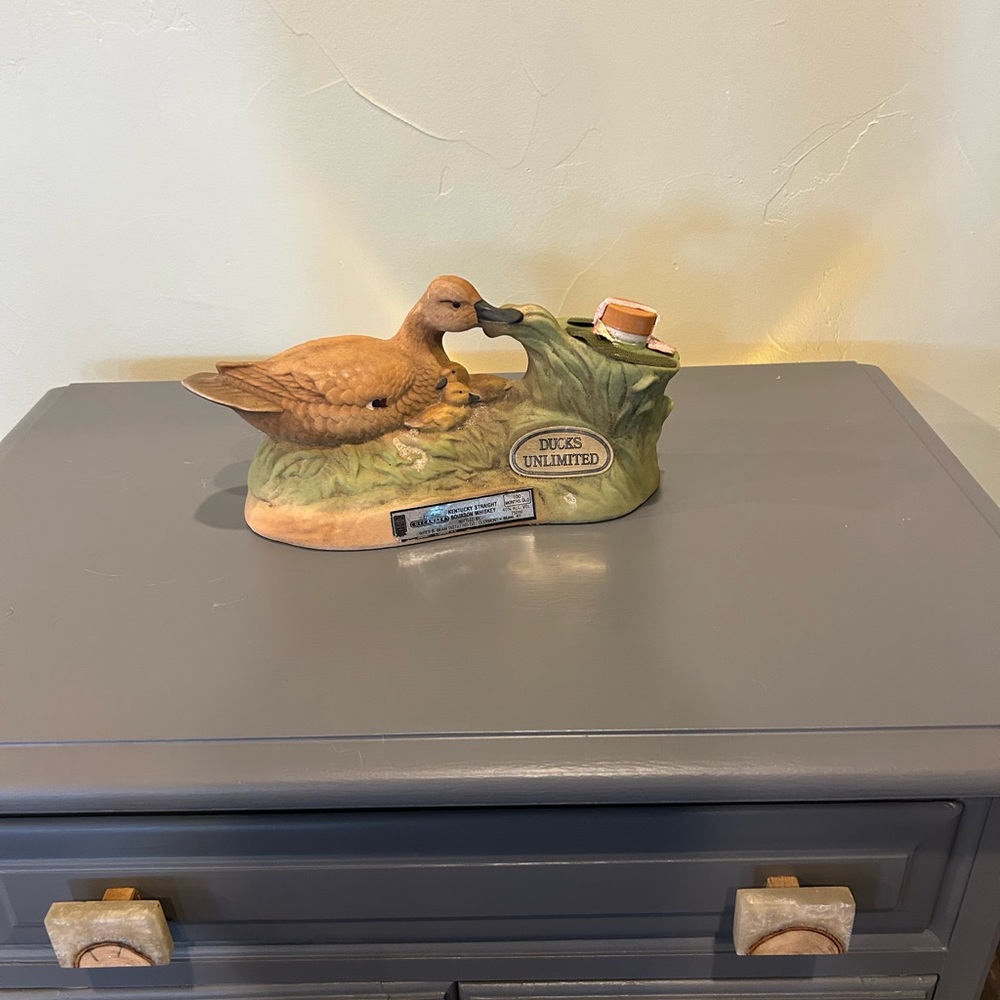 Ducks Unlimited Whiskey decanter